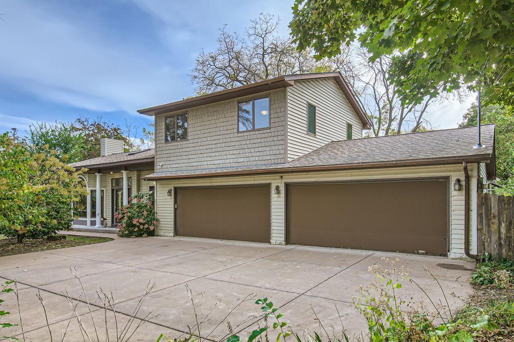 Lakewood Ave, Saint Paul, MN 55110