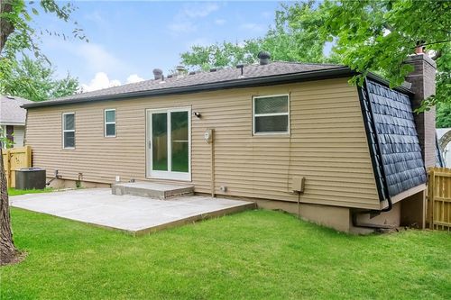 6600 Nw 50th St, Kansas City, MO, 64151-3122 | Card Image