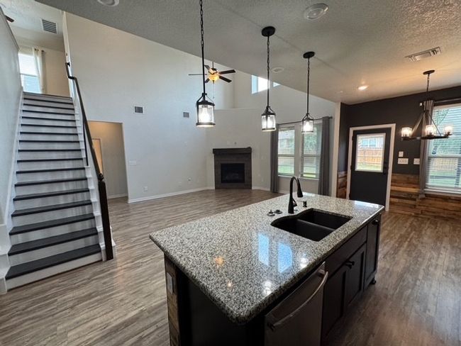 122 Sangaree Dr, House other with 4 bedrooms, 3 bathrooms and 4 parking in Buda TX | Image 7