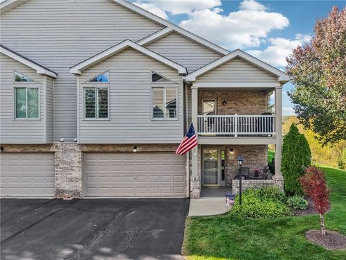9504 Sundance Dr, Bridgeville, PA, 15017-1194 | Card Image