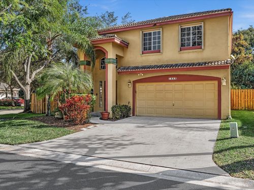 1449 Banyan Cir, Pompano Beach, FL, 33069-4975 | Card Image