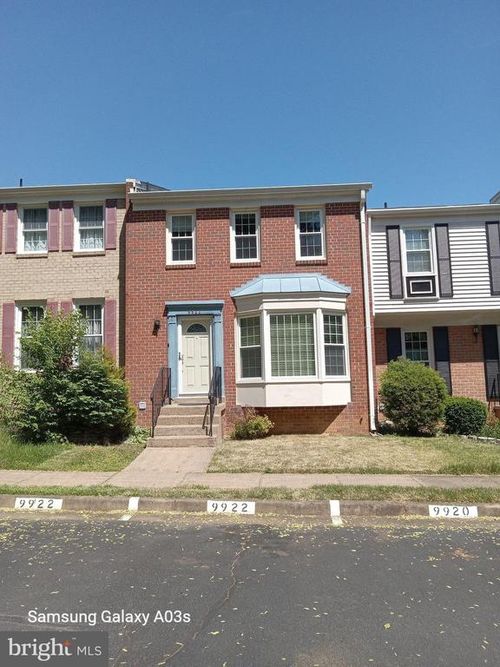 9922 Finian Ct, VIENNA, VA, 22181-6029 | Card Image