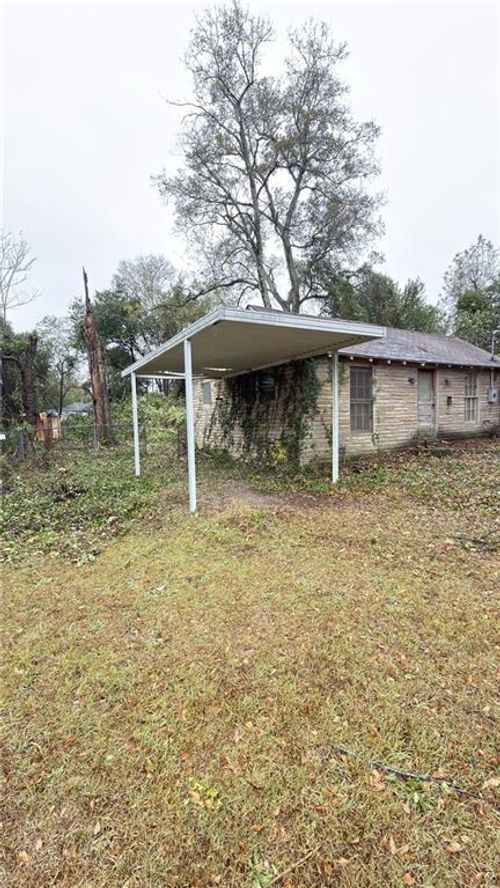 1055 Lamont St, Macon, GA, 31204-4343 | Card Image