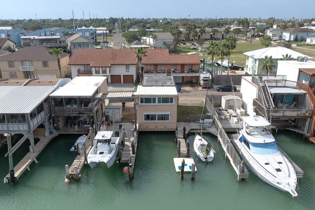 131 Windward Dr, House other with 2 bedrooms, 2 bathrooms and null parking in Port Isabel TX | Image 34
