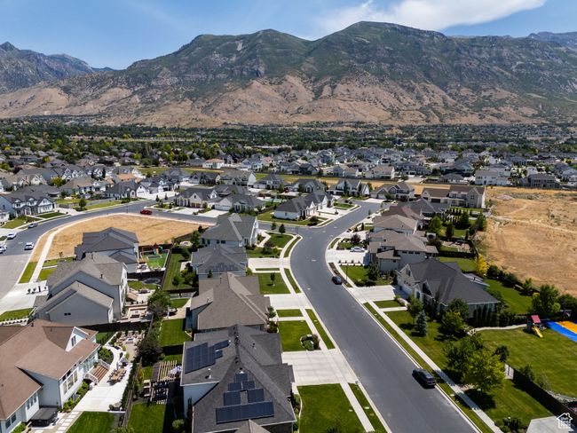 View of property location featuring a mountainous background and nearby suburban area | Image 84