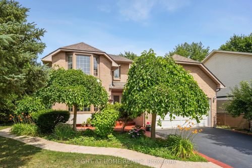 309 Amberly Blvd, Ancaster, ON, L9G4B6 | Card Image