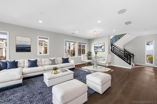 8352 Ridge Ct, San Diego, CA, 92108-2633 | Card Image