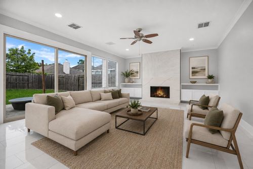 405 Mystic Trail Loop, Kingwood, TX, 77339-4481 | Card Image