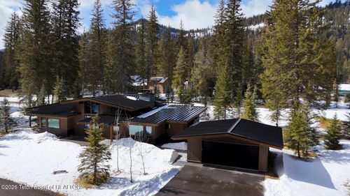 15465 Tall Timber Rd, Jackson, WY, 83001-2566 | Card Image