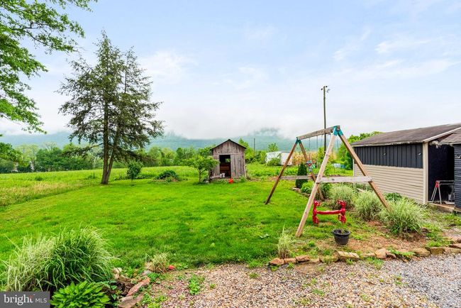 9054 William Penn Hwy, House other with 4 bedrooms, 2 bathrooms and null parking in MIFFLINTOWN PA | Image 7