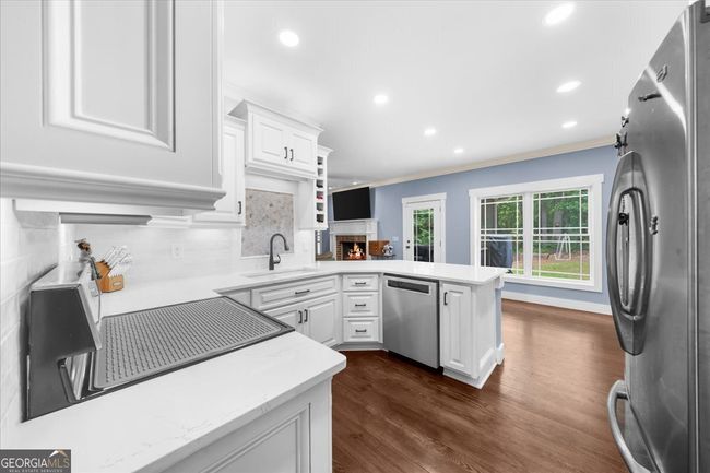 11 Cross Creek Dr, House other with 5 bedrooms, 3 bathrooms and 3 parking in Toccoa GA | Image 19