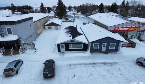 421 Main St, Foam Lake, SK, S0A4T0 | Card Image