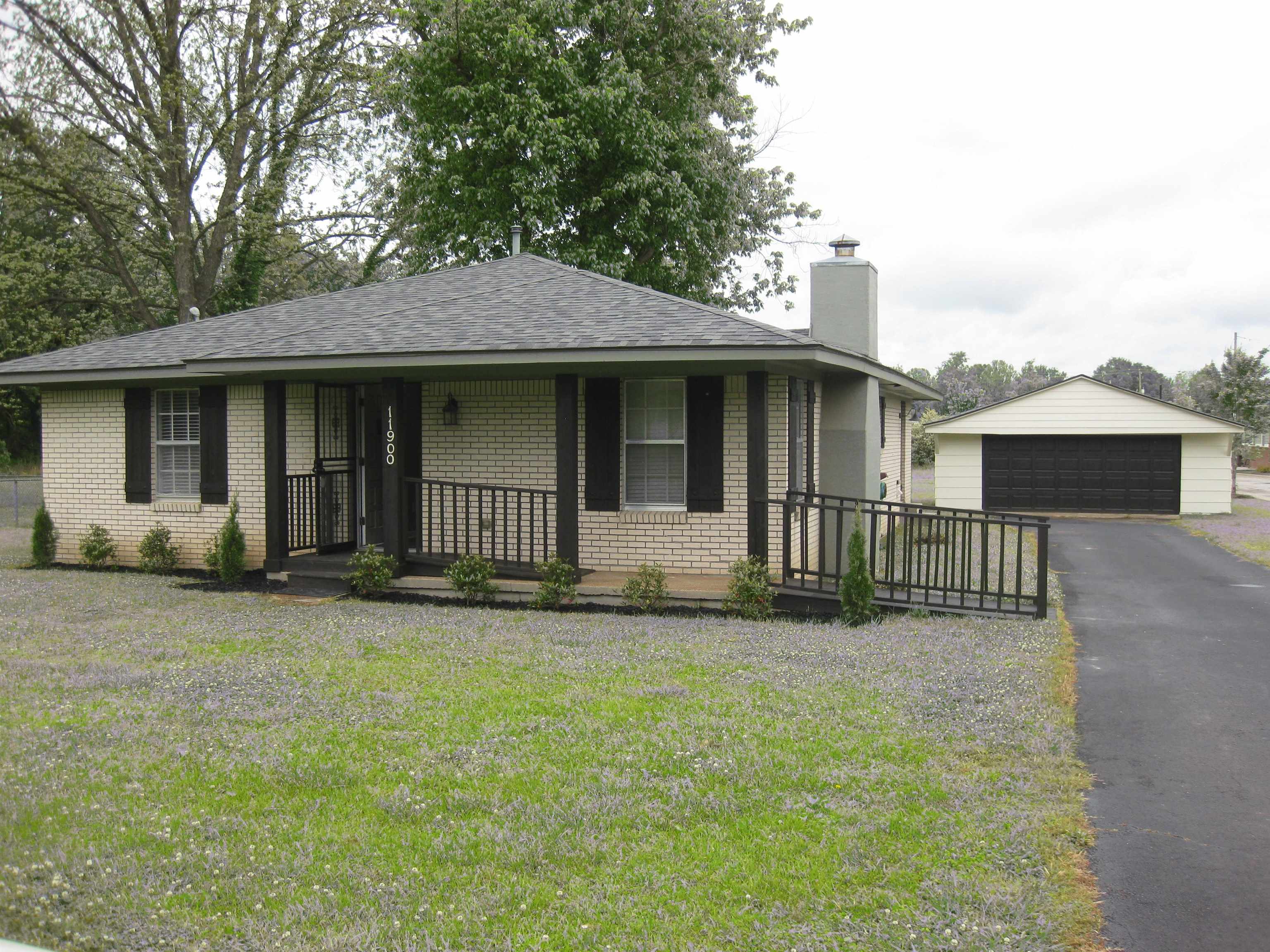 Mott St, Arlington, TN 38002