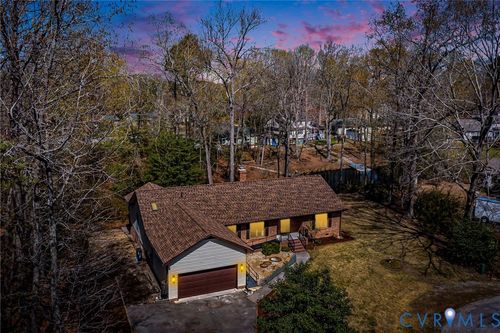 1120 Dillard St, Tappahannock, VA, 22560-9301 | Card Image