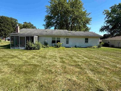 811 Glenwood Place, House other with 3 bedrooms, 1 bathrooms and null parking in Kendallville IN | Image 2