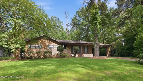 2696 Pinedale St, Jackson, MS, 39204-5129 | Card Image