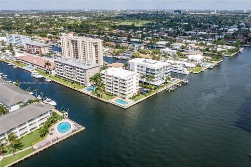 phc-2881 Ne 33rd Ct, Fort Lauderdale, FL, 33306-2048 | Card Image