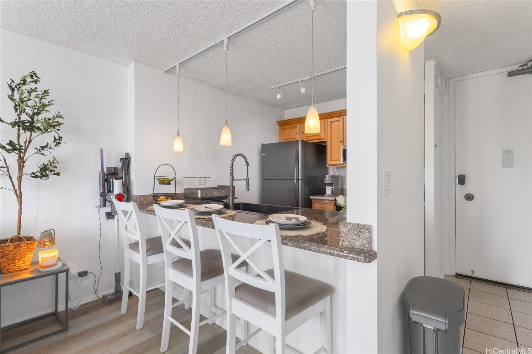 Residential in Aiea 3
