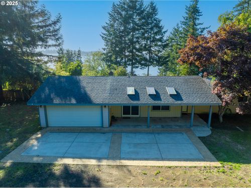 93924 Kirkendall Ln, North Bend, OR, 97459-8239 | Card Image