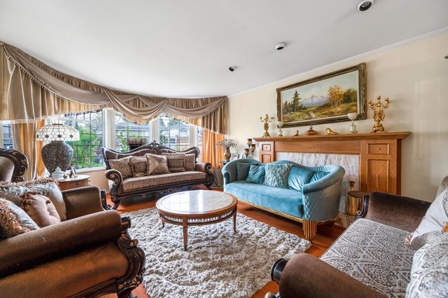 9780 Capella Drive, House other with 5 bedrooms, 2 bathrooms and 4 parking in Richmond BC | Image 3