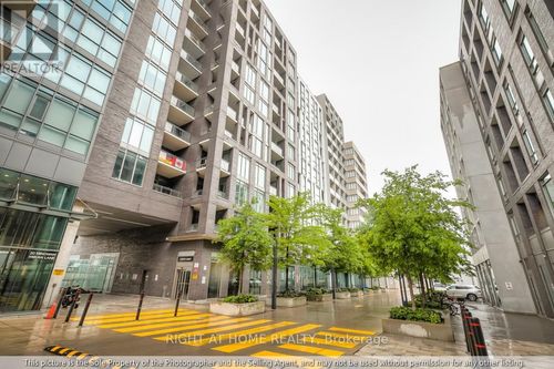 419-20 Minowan Miikan Lane, Toronto, ON, M6J0E5 | Card Image