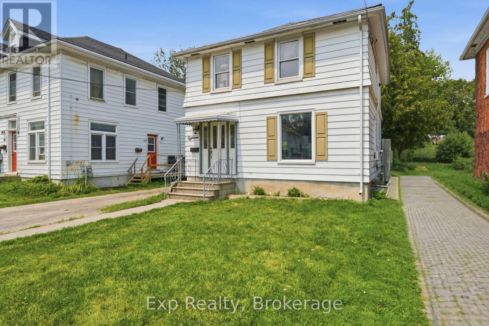 Residential in Belleville (Belleville Ward) 3