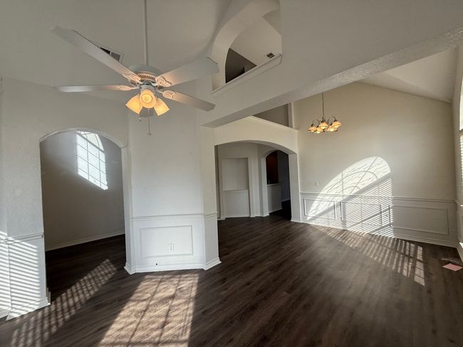1093 Keeson Trl, House other with 4 bedrooms, 3 bathrooms and null parking in Lewisville TX | Image 9