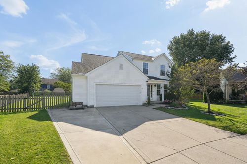 335 Edgemont Ct, Pataskala, OH, 43062-7318 | Card Image