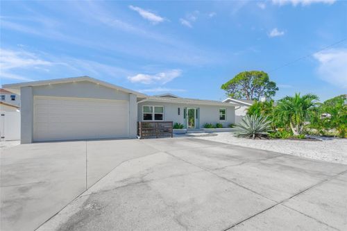 744 Guild Dr, VENICE, FL, 34285-3217 | Card Image