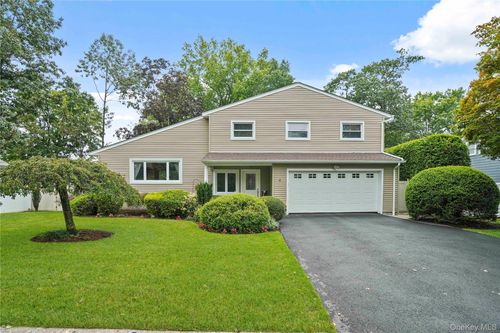 4 Northern Rd, Hartsdale, NY, 10530-2120 | Card Image
