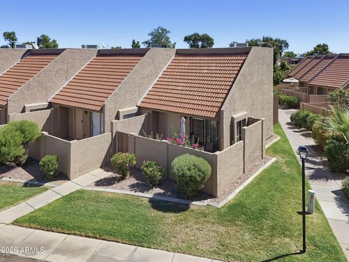 7430 N 44th Ave, Glendale, AZ, 85301-2235 | Card Image