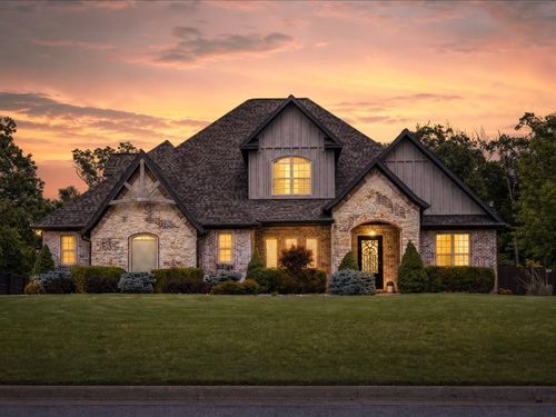 1410 Le Chesnay Dr, Centerton, AR, 72719-8805 | Card Image