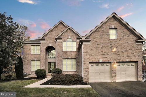 2479 Wheatfield Ln, FURLONG, PA, 18925-2121 | Card Image