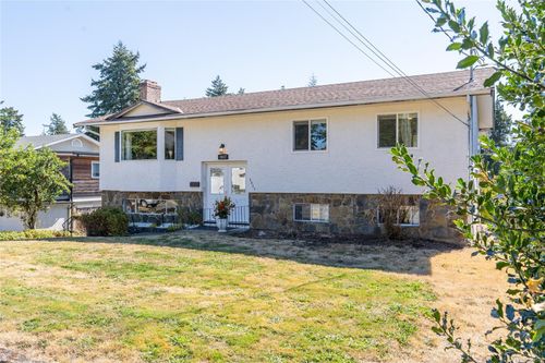 3057 Shoreview Dr, Langford, BC, V9B4K6 | Card Image
