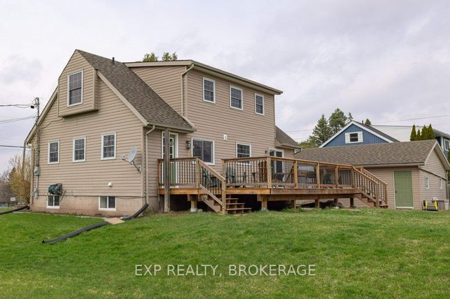 1038 Mccallum Lane, House other with 4 bedrooms, 3 bathrooms and 3 parking in Sydenham ON | Image 36