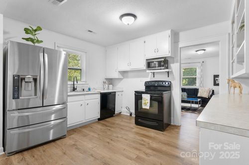 116 Barnes Ln, Stony Point, NC, 28678-9251 | Card Image