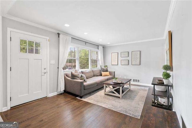 2337 Elmwood Cir Se, House other with 3 bedrooms, 3 bathrooms and null parking in Atlanta GA | Image 12