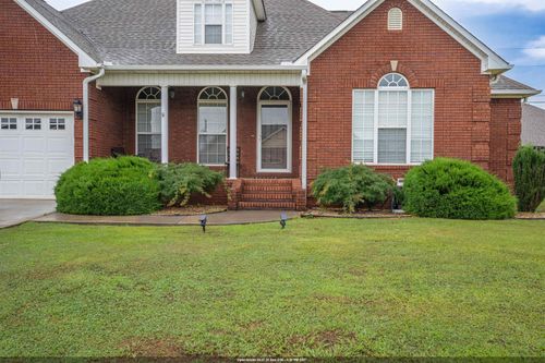 112 Aidan Ln, Muscle Shoals, AL, 35661-1892 | Card Image