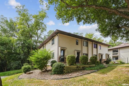 5918-5918 36th Avenue Ct, Moline, IL, 61265-6632 | Card Image