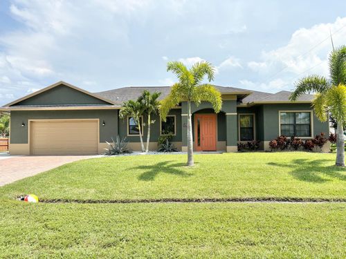 934 Sw Excel Ave, Port St. Lucie, FL, 34953-6747 | Card Image