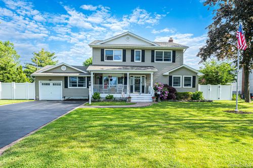 103 Hilary Street, Islip, NY, 11796 | Card Image