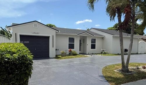 19331 Nw 57th Ct, Hialeah, FL, 33015 | Card Image