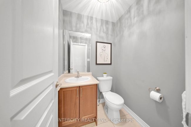 16 Heathcliffe Dr, House other with 3 bedrooms, 3 bathrooms and 4 parking in Woodbridge ON | Image 17