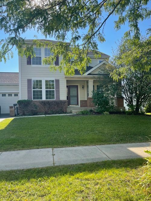 233 Pawtucket Ave, Elgin, IL, 60124-4318 | Card Image