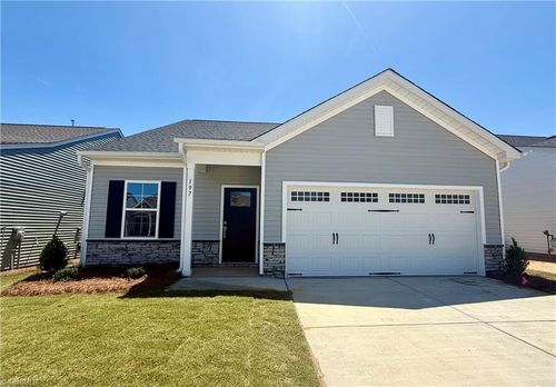 197 Candytuft Ct, Lexington, NC, 27295-7749 | Card Image