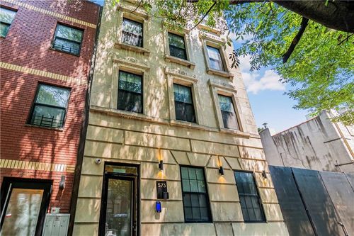 2r-573 Gates Ave, Brooklyn, NY, 11221-1243 | Card Image