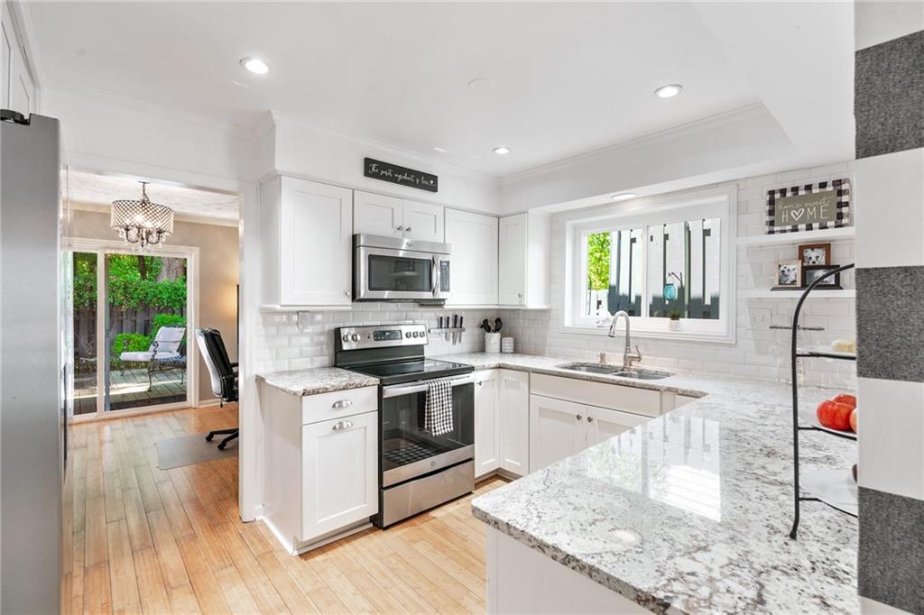 Woodhaven Way, Alpharetta, GA 30009