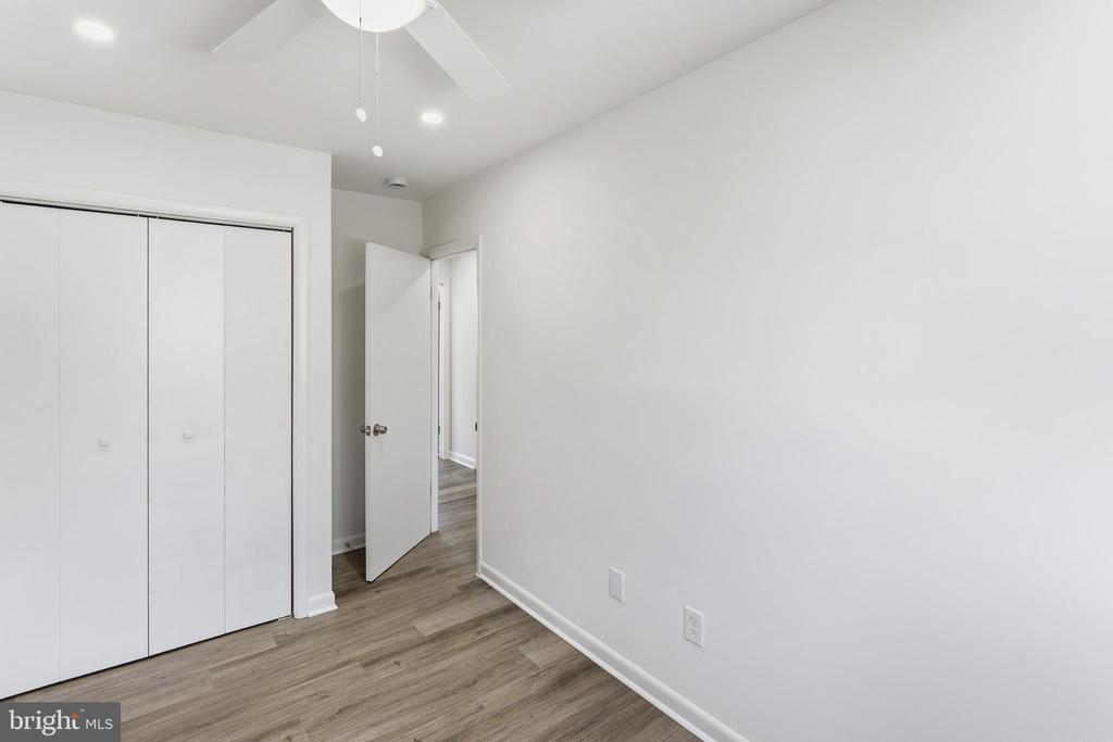 Residential in ALEXANDRIA 4