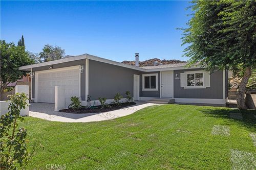 29708 Cromwell Ave, Castaic, CA, 91384-4610 | Card Image