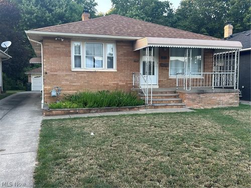 3414 Norris Ave, Parma, OH, 44134-3924 | Card Image